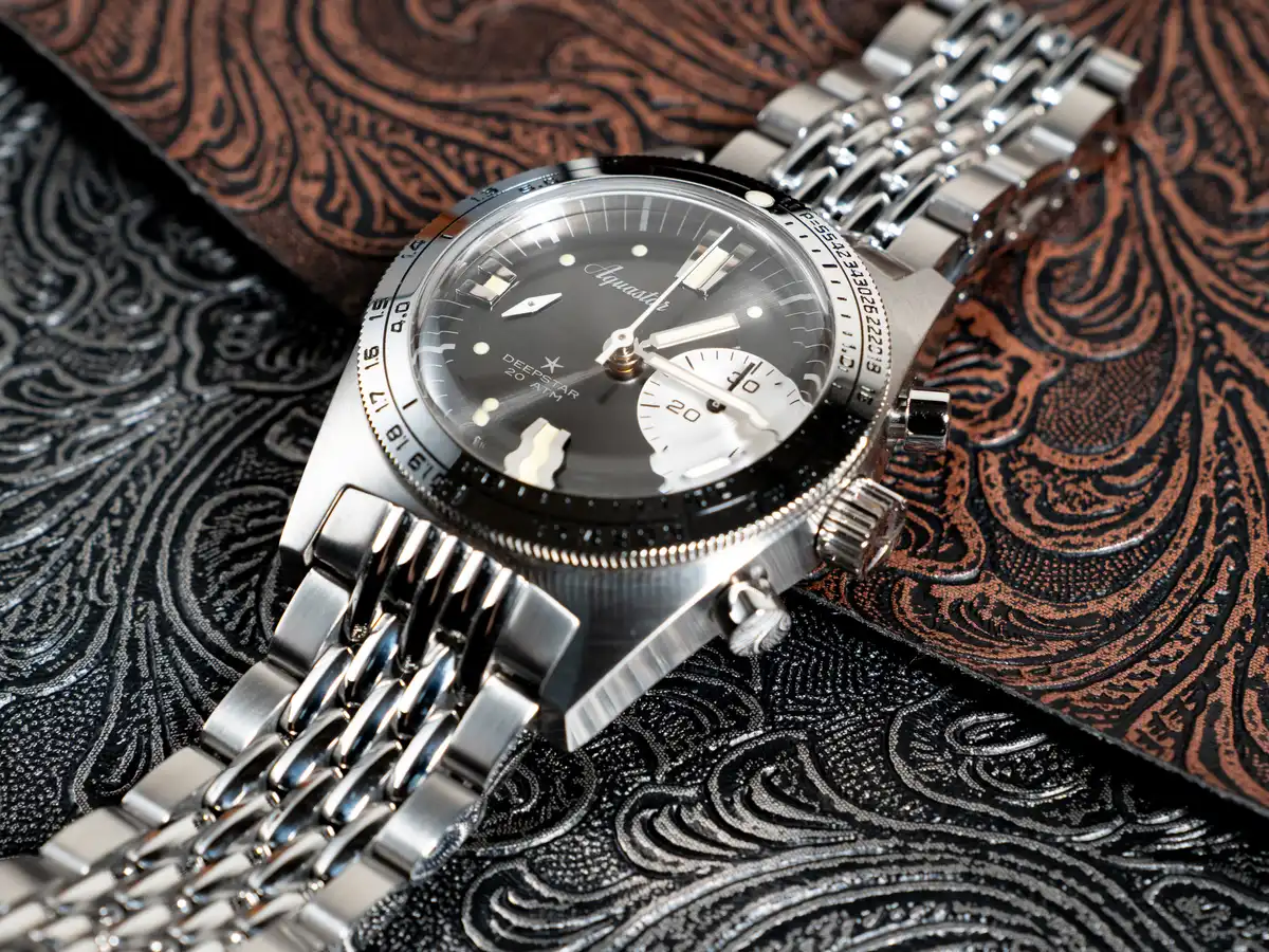 Deepstar 39mm Chronograph アクアスター Deepstar Chronograph レビュー 写真