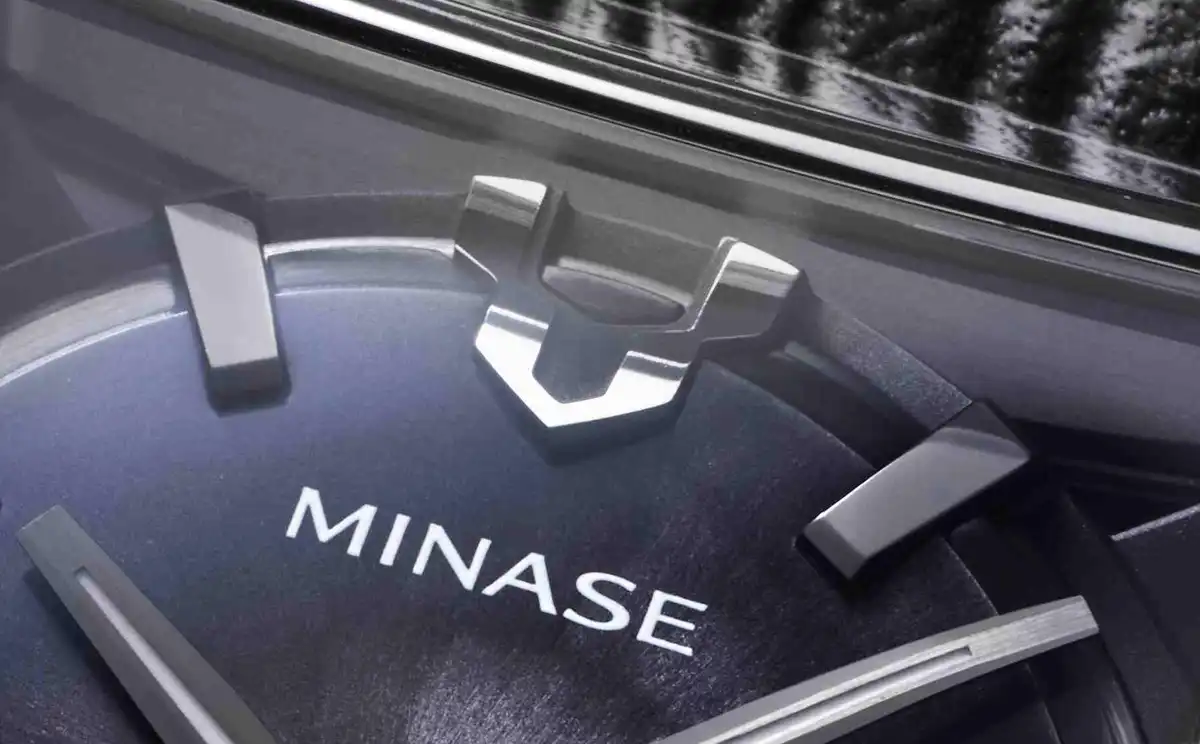 ミナセ SEVEN WINDOWS 雪平 ブラックグラデーション ダイアル 20周年