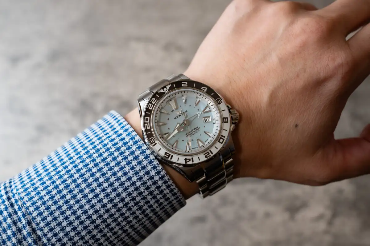 ケンテックス マリンGMT アイスブルーMOP S820X-12 着用