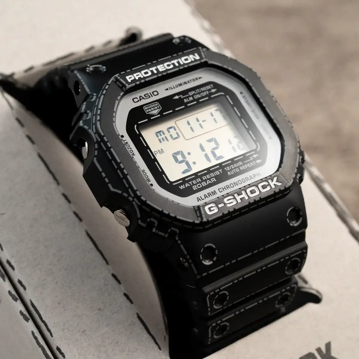 腕時計喫茶-Wristwatch-Tearoom- | ストレスに〝早めのG-SHOCK〟が効く!! 折り紙モチーフG-SHOCK「DW-5600RGM-1JR」購入レビュー DW-5600RGM-1JR G-SHOCK ボックス