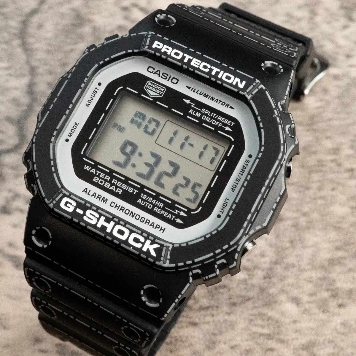 腕時計喫茶-Wristwatch-Tearoom- | ストレスに〝早めのG-SHOCK〟が効く!! 折り紙モチーフG-SHOCK「DW-5600RGM-1JR」購入レビュー DW-5600RGM-1JR G-SHOCK 破線