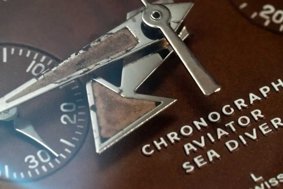 腕時計喫茶-Wristwatch-Tearoom- | 【購入・実写レビュー】テレコンで2.8倍も!! ソニー「100mm F2.8 Macro GM OSS」最大撮影倍率 1.4倍で〝腕時計を撮る〟 FE 100mm F2.8 Macro GM OSS 作例 撮影サンプル SEL20TC