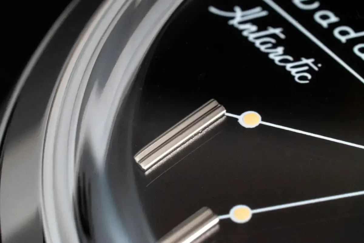 腕時計喫茶-Wristwatch-Tearoom- | 【購入・実写レビュー】テレコンで2.8倍も!! ソニー「100mm F2.8 Macro GM OSS」最大撮影倍率 1.4倍で〝腕時計を撮る〟 FE 100mm F2.8 Macro GM OSS 作例 撮影サンプル SEL20TC