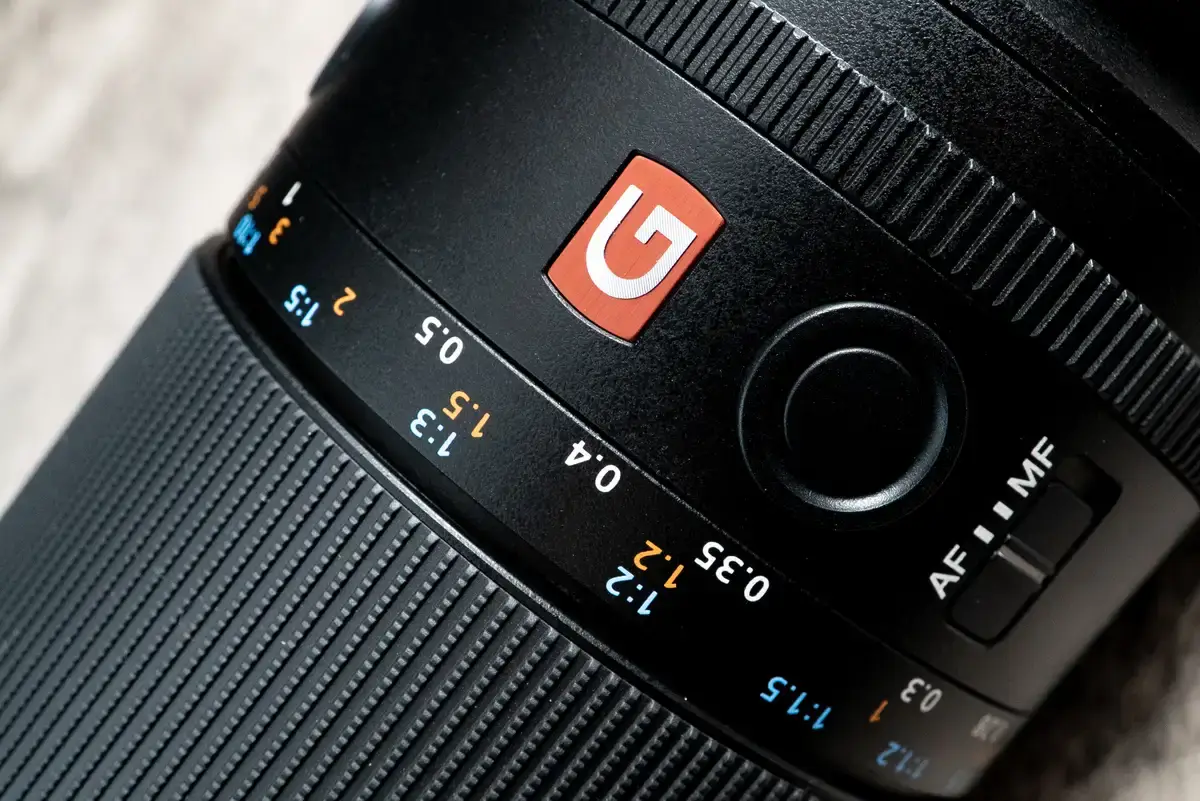 腕時計喫茶-Wristwatch-Tearoom- | 【購入・実写レビュー】テレコンで2.8倍も!! ソニー「100mm F2.8 Macro GM OSS」最大撮影倍率 1.4倍で〝腕時計を撮る〟 FE 100mm F2.8 Macro GM OSS マクロレンズ ソニー