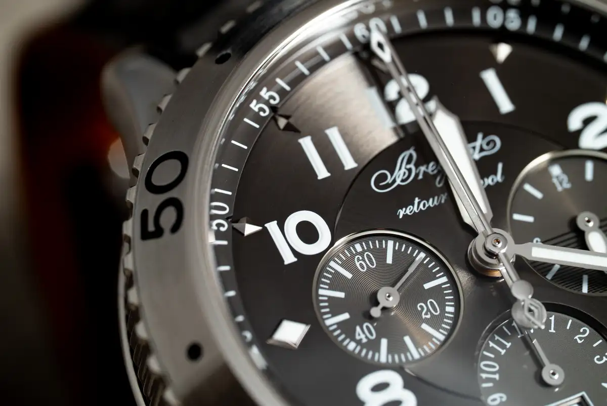 腕時計喫茶-Wristwatch-Tearoom- | 【購入・実写レビュー】テレコンで2.8倍も!! ソニー「100mm F2.8 Macro GM OSS」最大撮影倍率 1.4倍で〝腕時計を撮る〟 FE 100mm F2.8 Macro GM OSS + α7SⅡ BREGUET Type XXI