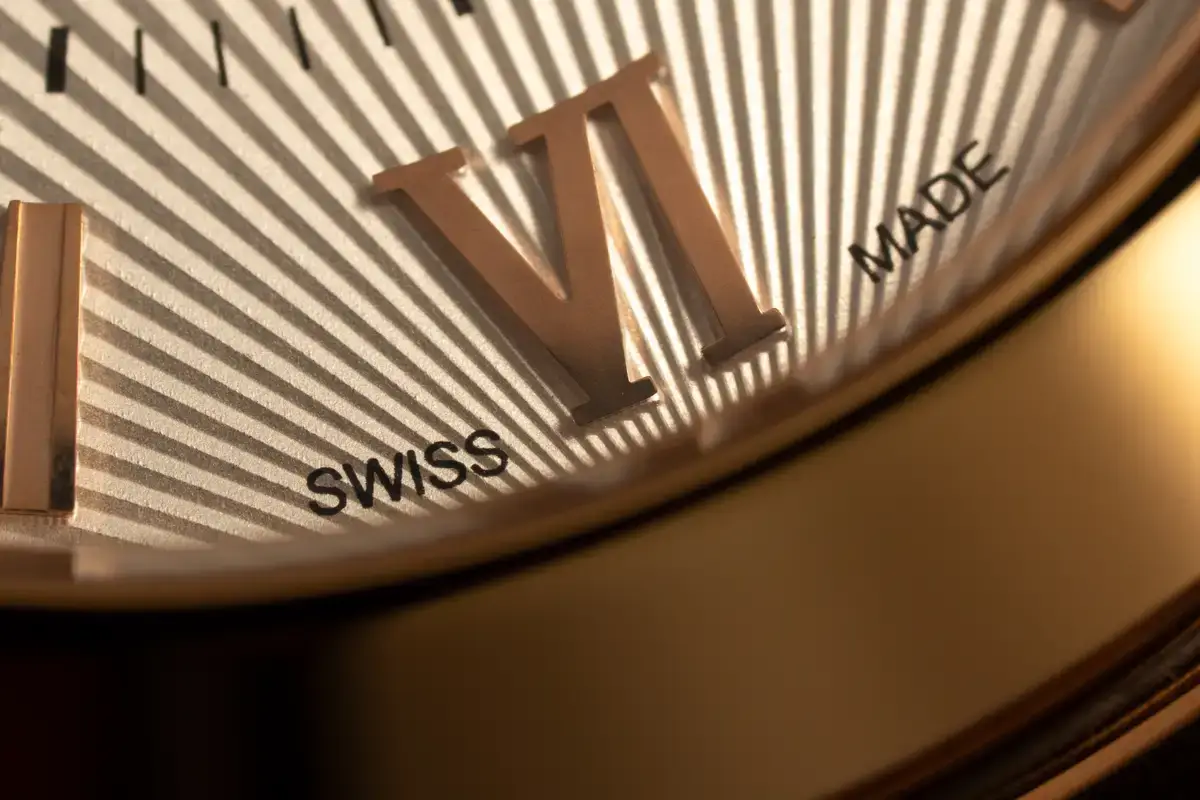 腕時計喫茶-Wristwatch-Tearoom- | 腕時計愛好家目線で見た『サルヴァトーレ フェラガモ』の〝レディース時計〟って… どうなの?? Ferragamo 時計 フェラガモ Vega ベガ