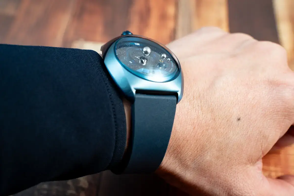 腕時計喫茶-Wristwatch-Tearoom- | 【自腹レビュー】61万6000円の〝買える天文時計〟SPACEONE(スペースワン)「TELLURIUM(テリリウム)」は何がスゴいのか?? 腕時計喫茶-Wristwatch-Tearoom- | 【自腹レビュー】61万6000円の〝買える天文時計〟SPACEONE(スペースワン)「TELLURIUM(テリリウム)」は何がスゴいのか??