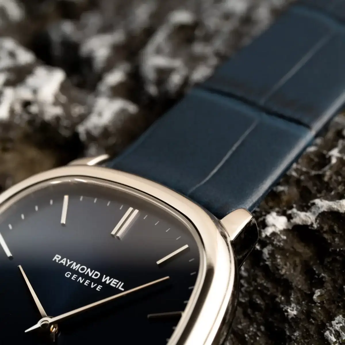 腕時計喫茶-Wristwatch-Tearoom- | レイモンド・ウェイルの新作オーバルケース「トッカータ ヘリテージ」とは、如何なるドレスウォッチなのか?? 腕時計喫茶-Wristwatch-Tearoom- | レイモンド・ウェイルの新作オーバルケース「トッカータ ヘリテージ」とは、如何なるドレスウォッチなのか??