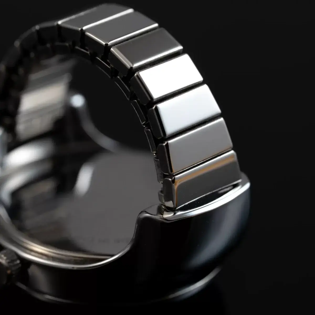 KOMONO(コモノ) リングウォッチ Noor ブラック シルバー