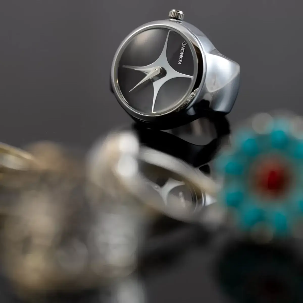 KOMONO(コモノ) リングウォッチ Noor ブラック シルバー