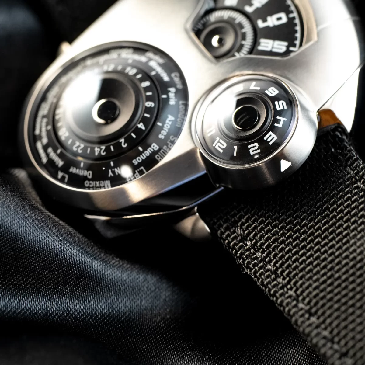 スペースワン ワールドタイマー チタニウム SpaceOne WORLDTIMER TITANIUM