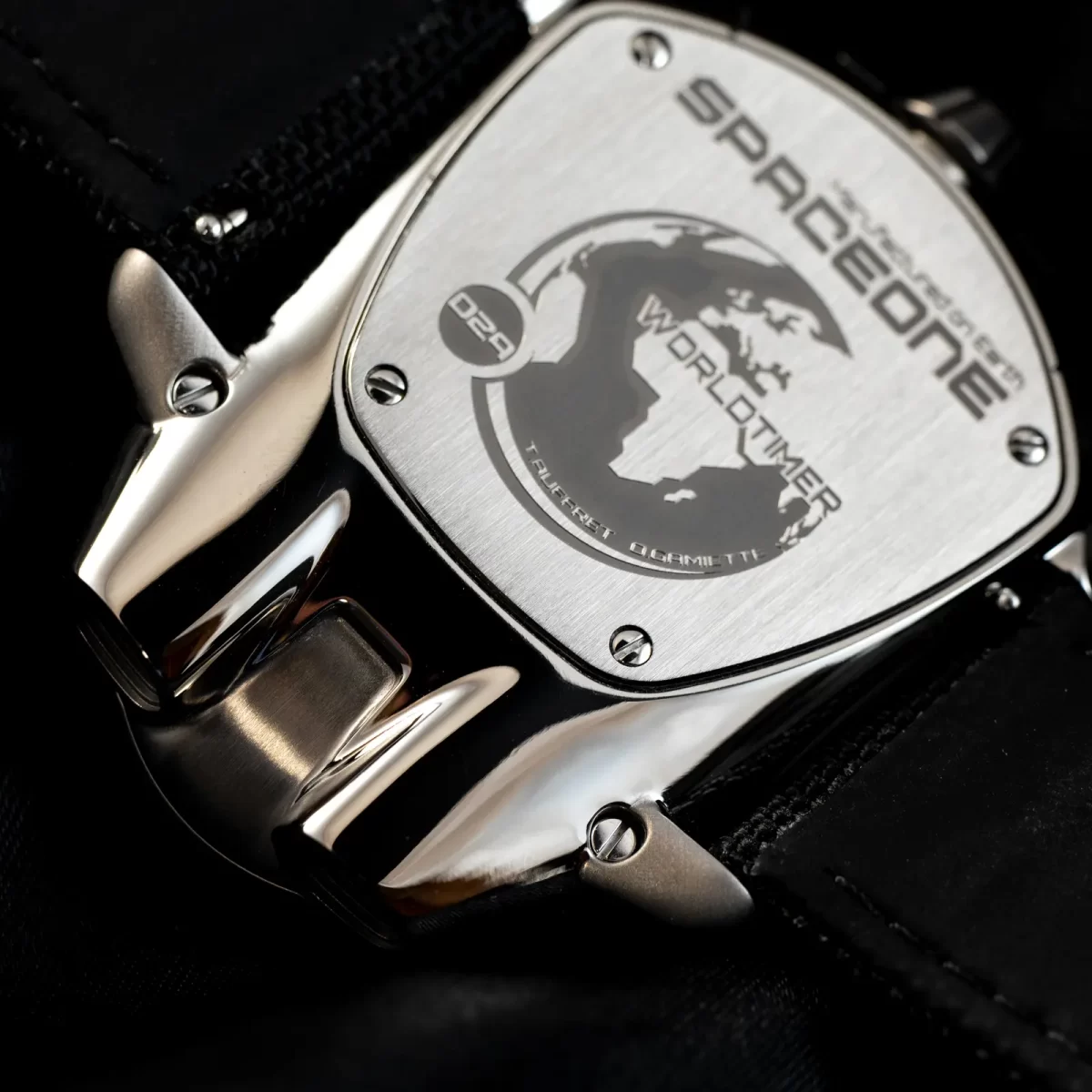 スペースワン ワールドタイマー チタニウム SpaceOne WORLDTIMER TITANIUM 裏蓋