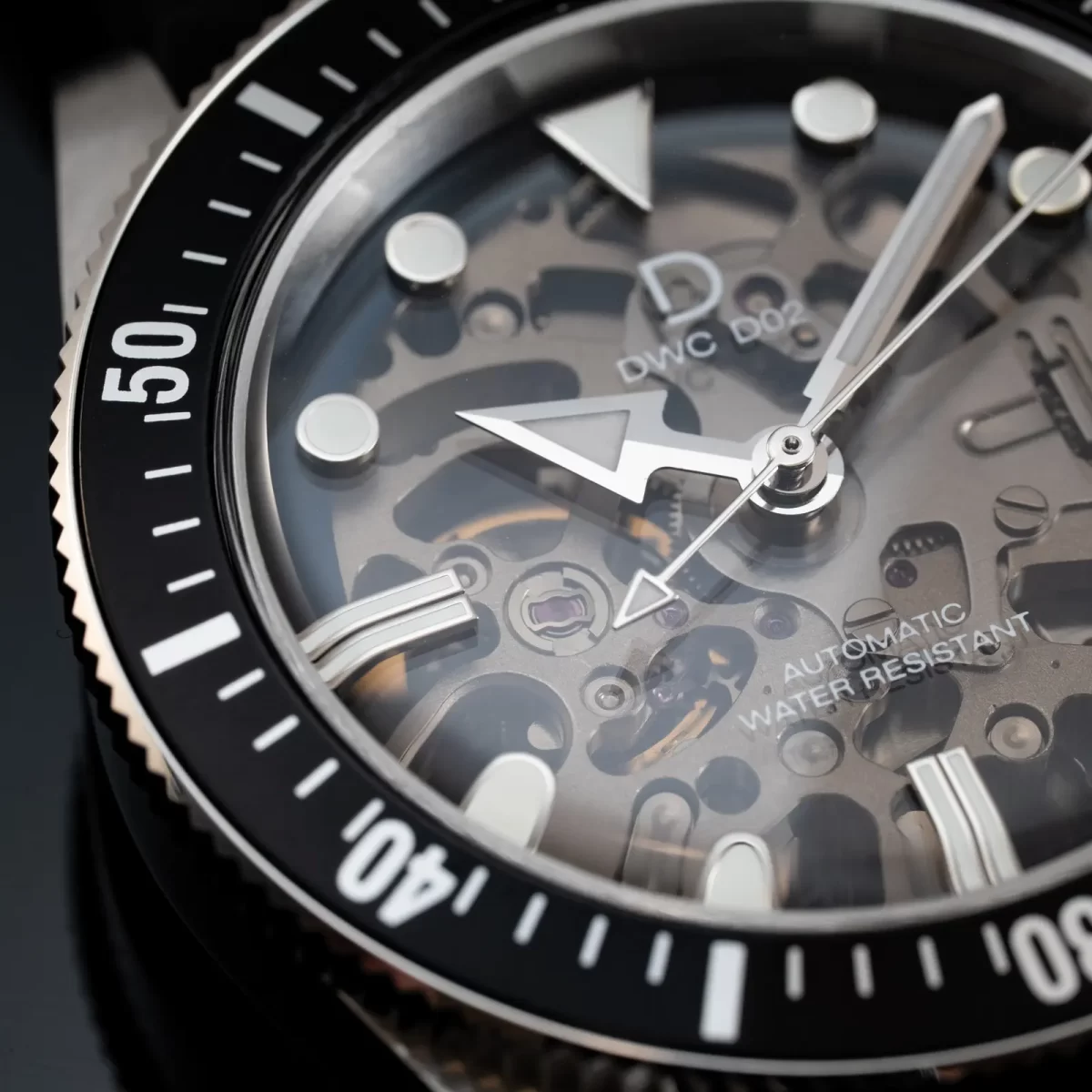 DIYウォッチキット ダイバーズ 40ミリ DIY Watch Club 黒ベゼル マクロ