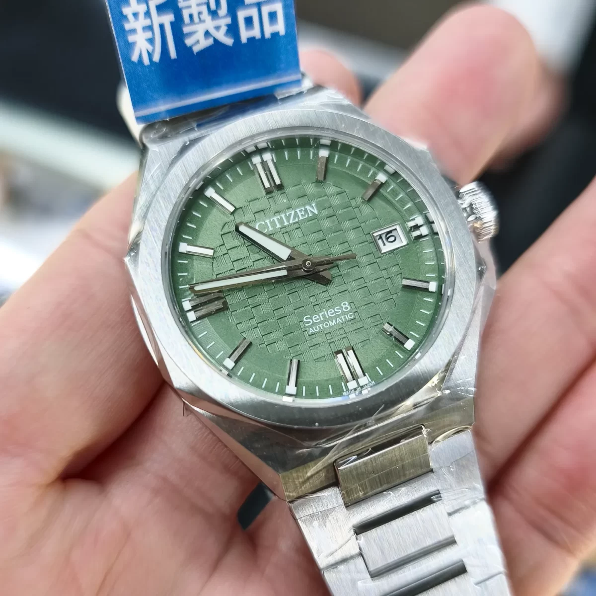 シチズン シリーズエイト NB6080-51W Series 8 Citizen 新製品 手のひら 載せる Cal.9051