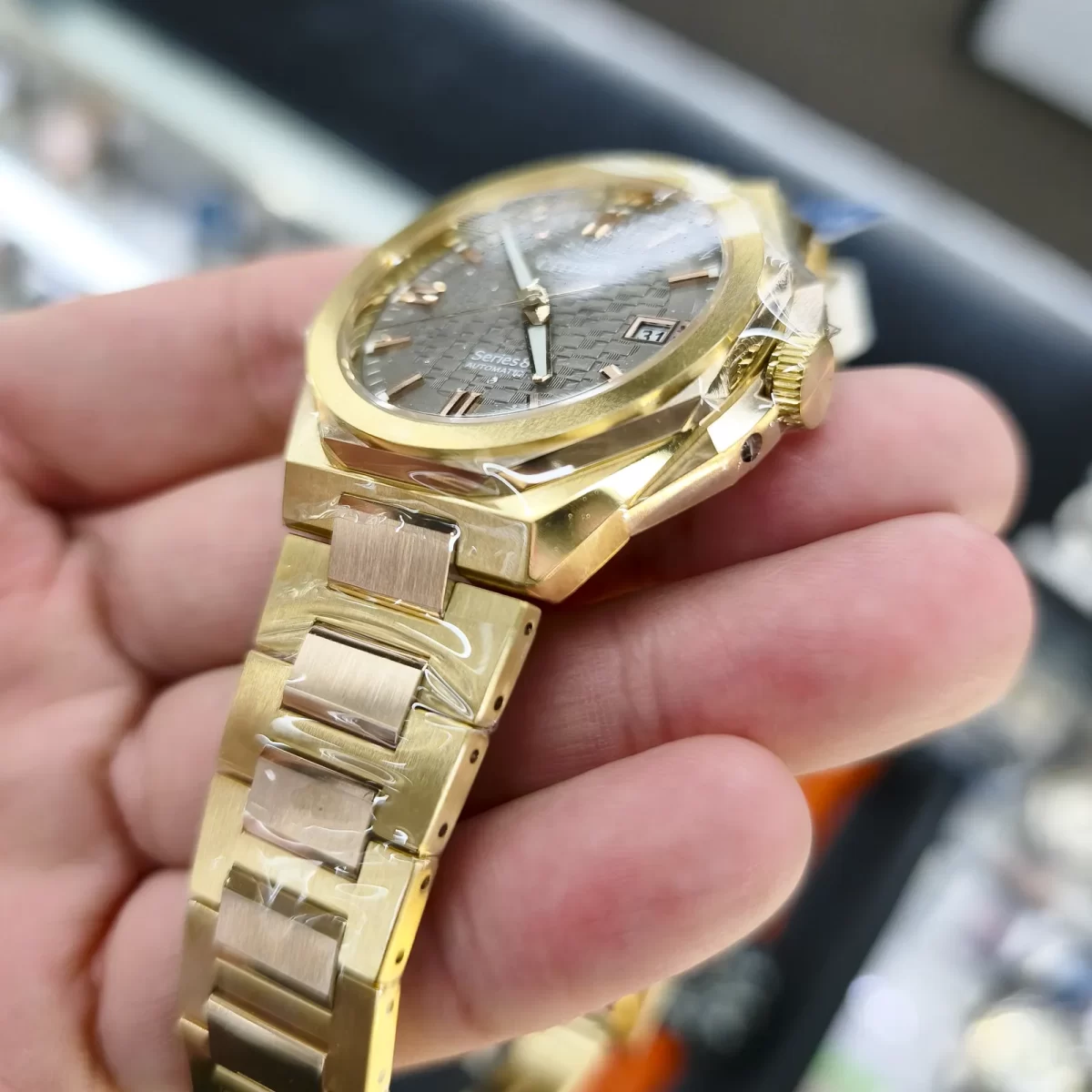 シチズン シリーズエイト NB6085-57W Series 8 Citizen 新製品 手のひら 載せる Cal.9051 クラリティ・コーティング サファイアガラス