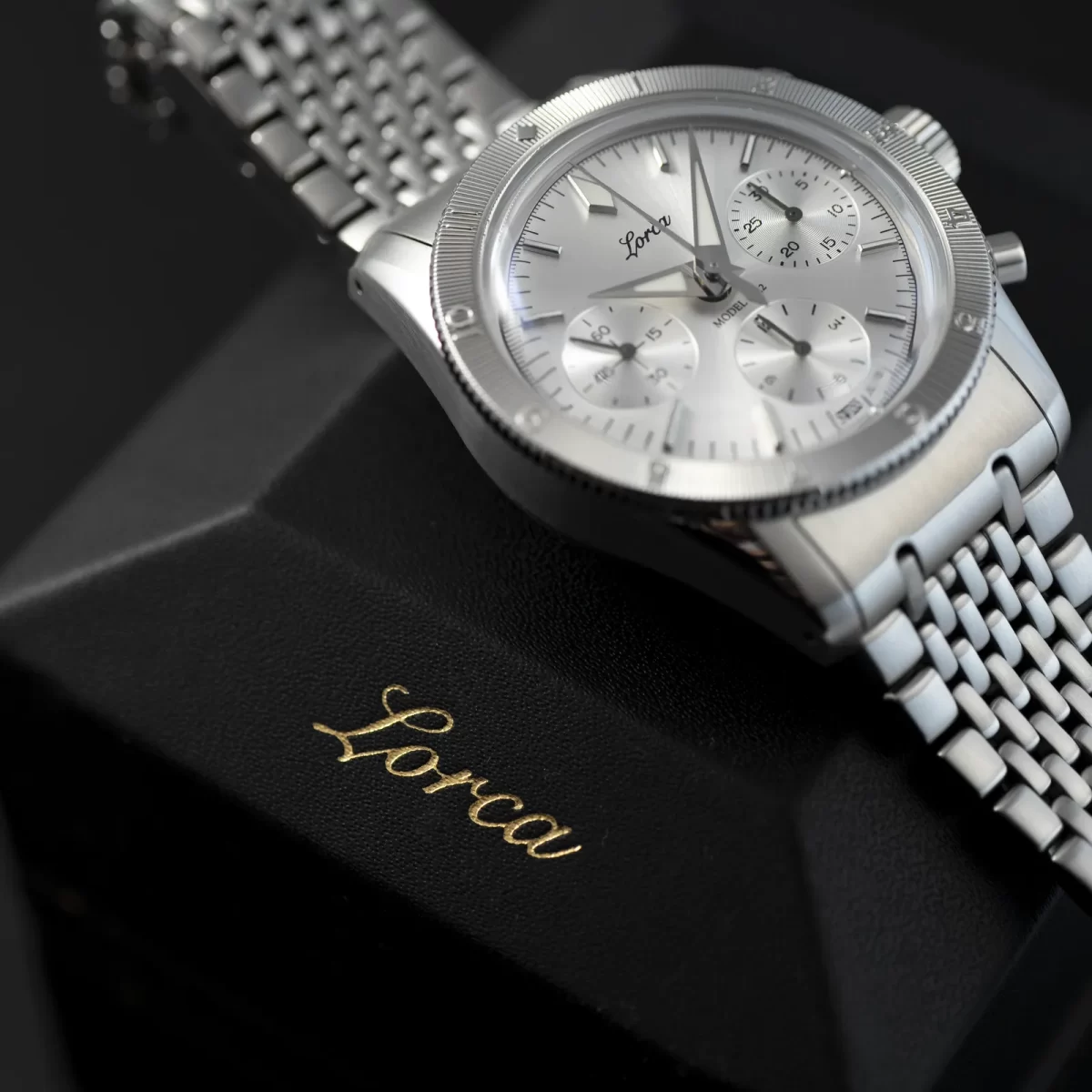 Lorca watch ロルカ モデル No.2 model シルバー サンレイ ダイヤル 全体 黒バック ボックス
